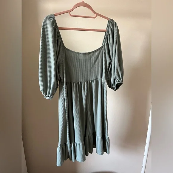 Jessica Simpson Ribbed Knit Puff Sleeve Dress - Picture 5 of 7